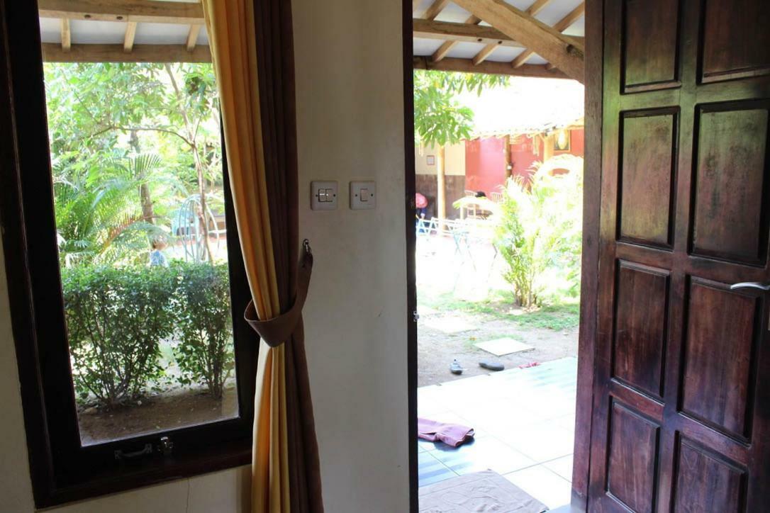 Harrys Oceanhouse 2 Pacitan Διαμέρισμα Εξωτερικό φωτογραφία